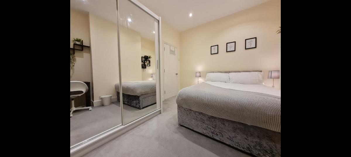 Double room in shared flat - Housity