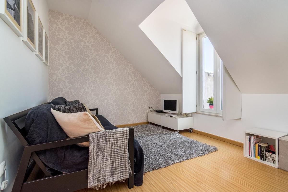 WHome Trigueiros Downtown 1-Bed w/AC in Top Location - Housity