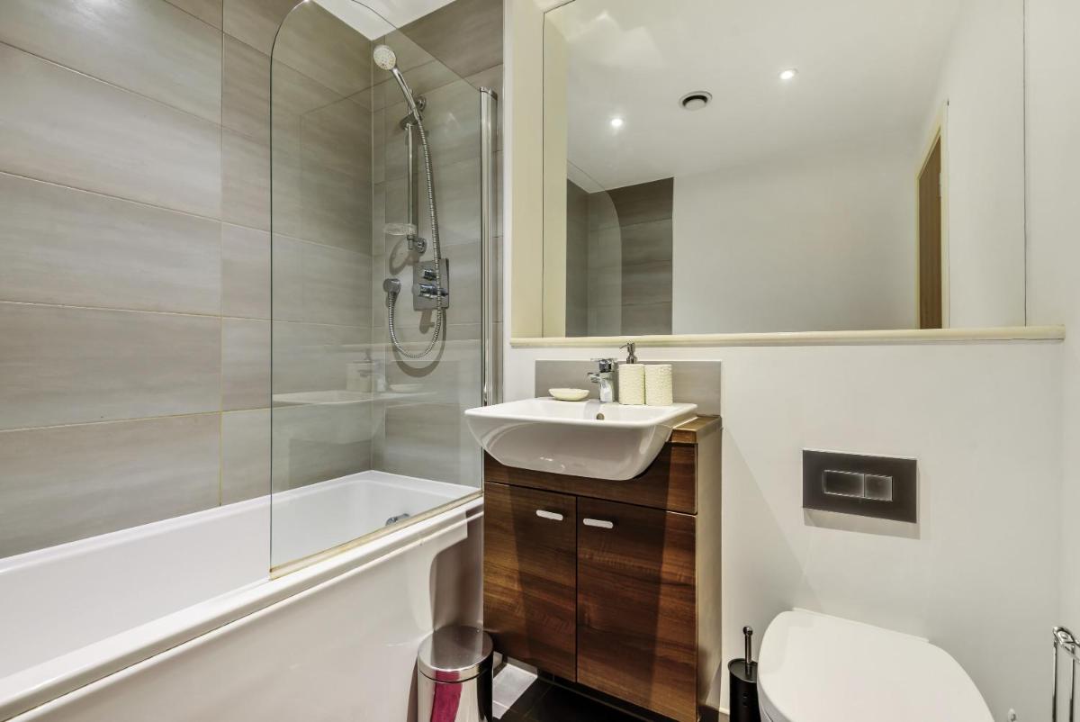 Contemporary Apartment Central Liverpool - Housity