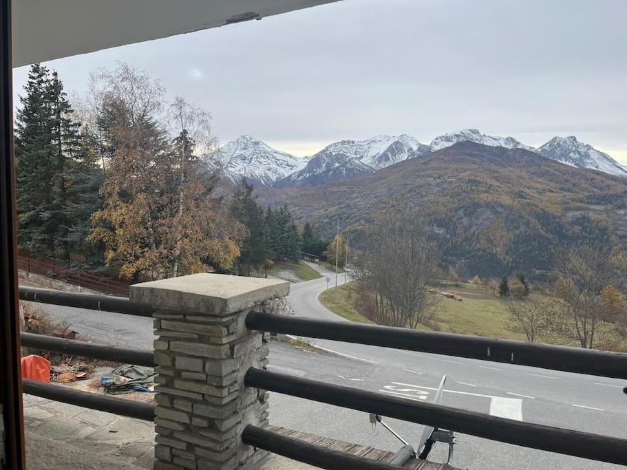Attaccato alle piste da sci - Housity