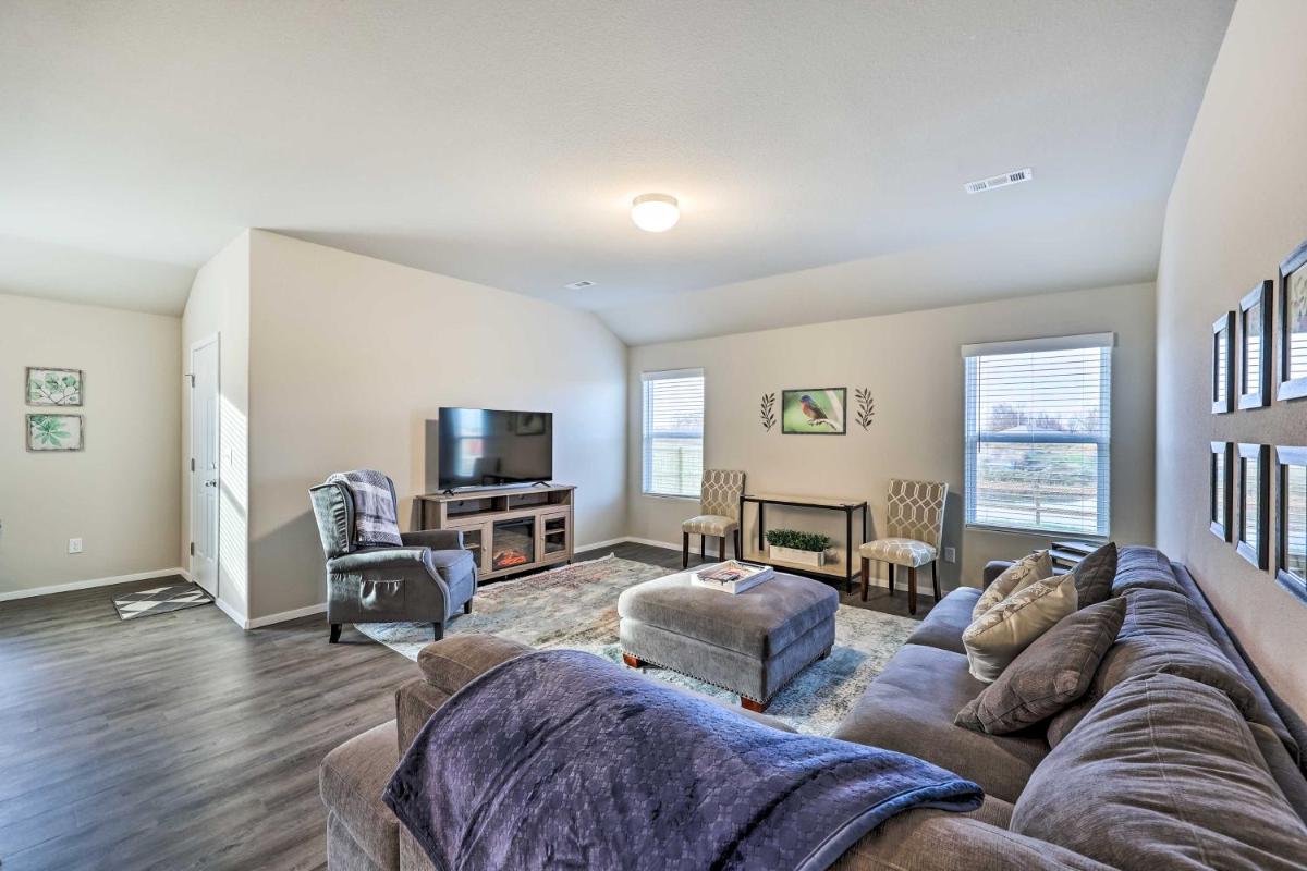 Siloam Springs Home, Close to Parks and Trails! - Housity