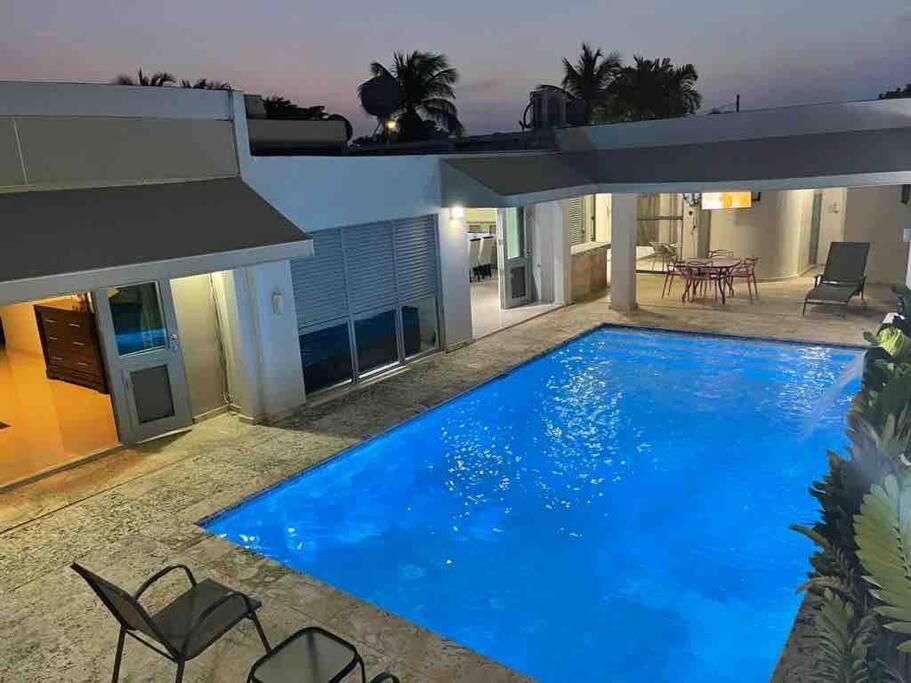 Peaceful, Private and Spacious Beach House w/ Pool - Housity