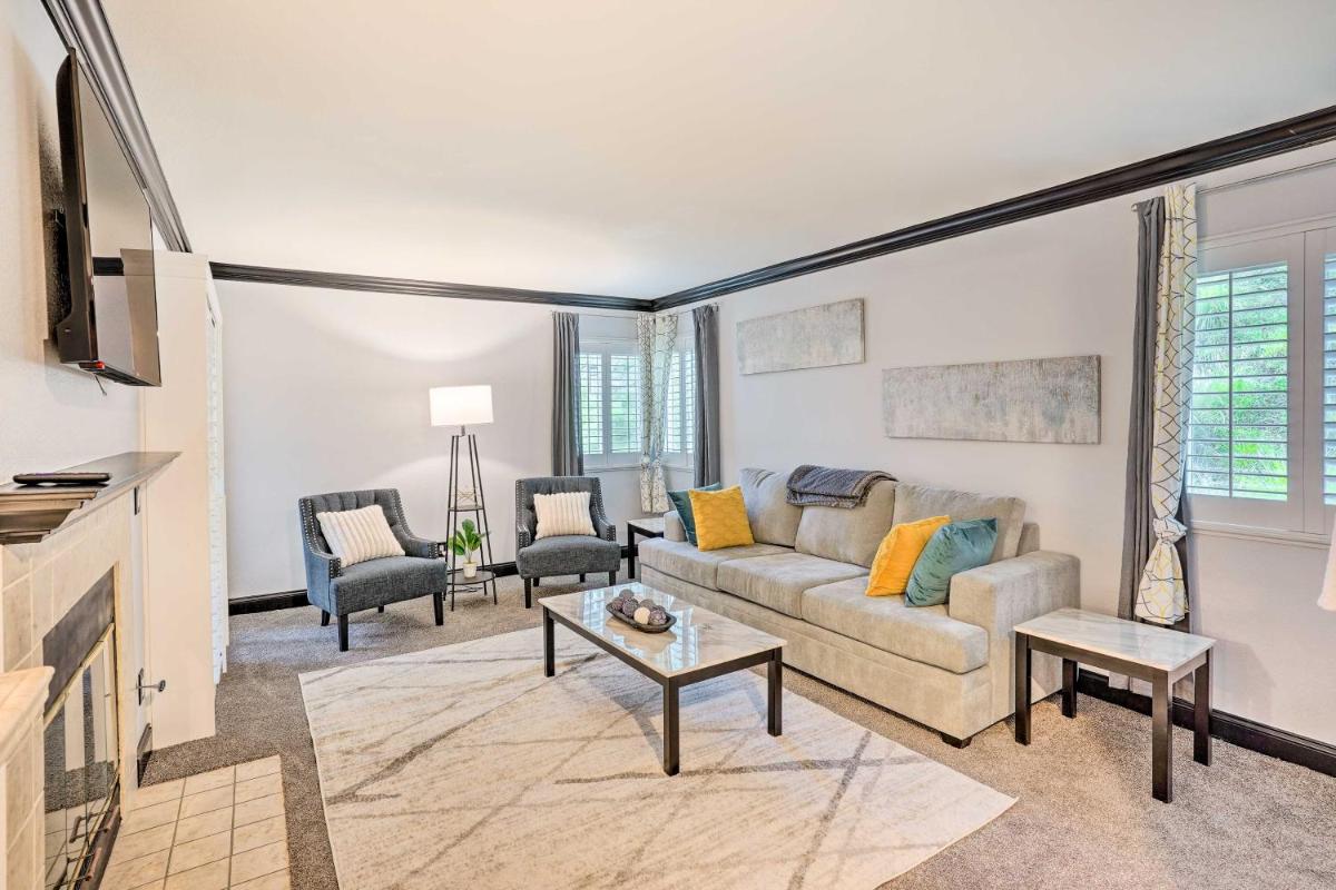 Yorba Linda Condo - Community Pool, Fireplace - Housity