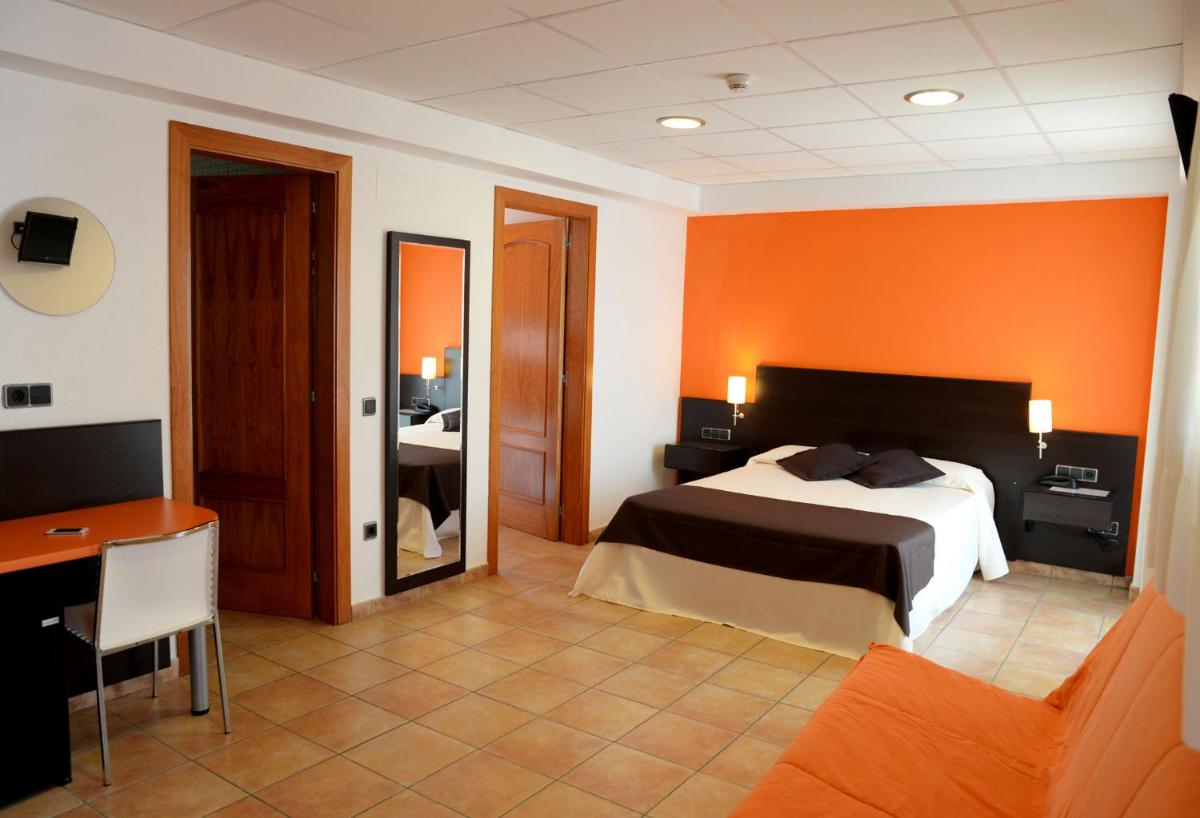 Cama o camas de una habitación en Hotel Spa Pinar del Mar