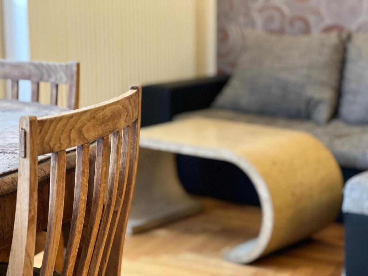 F14 Guest house by Small Home Budapest - Housity