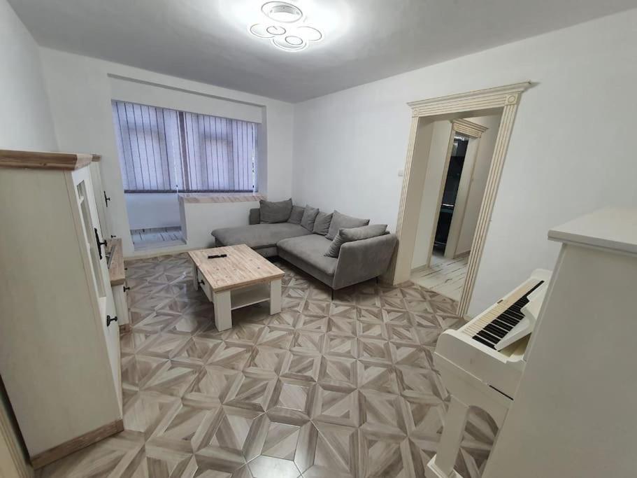 Iași City - Central Apartment - Housity