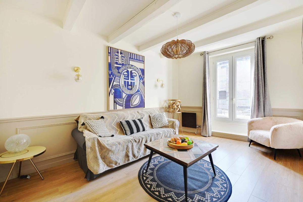 Beautiful apartment 2BR4P - Republique Temple - Housity