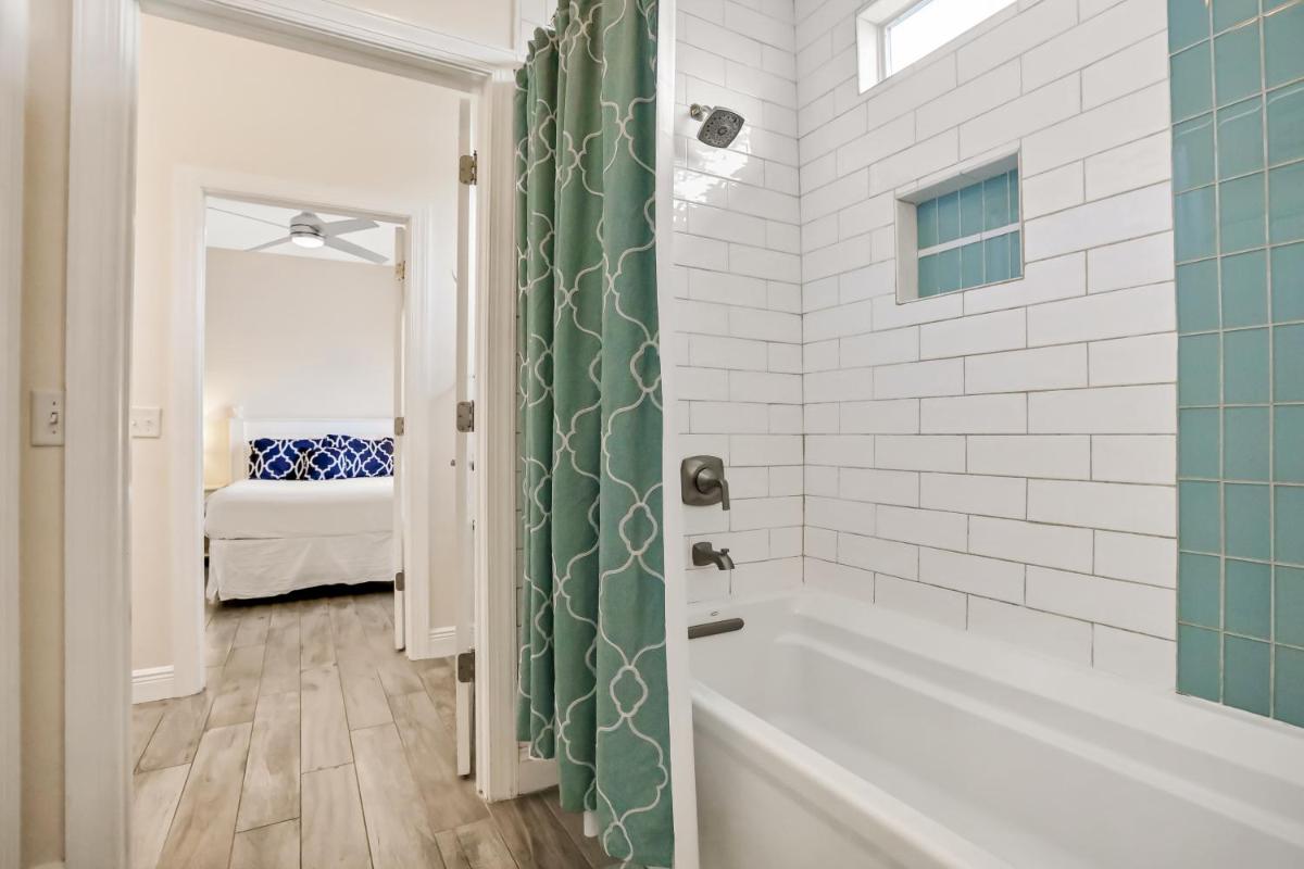 Pete's Place - Housity