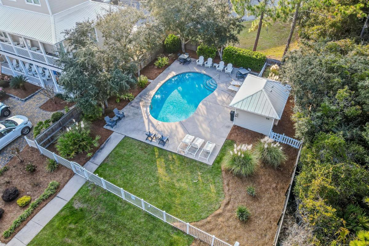 Pete's Place - Housity