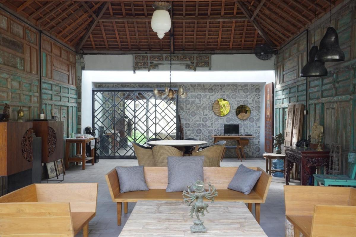 Villa Indi Yogyakarta - Housity