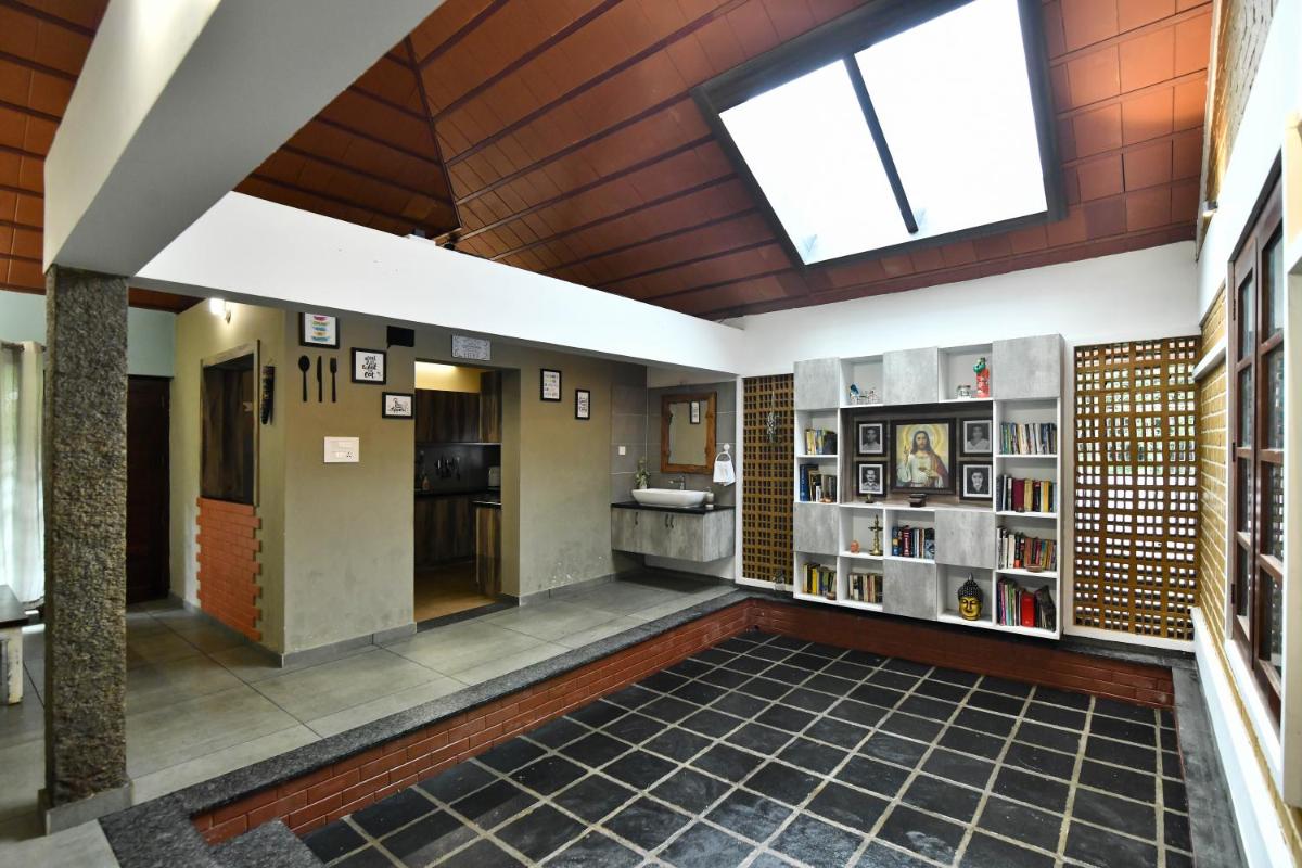 Afrika House by Afrind Hospitality - Housity