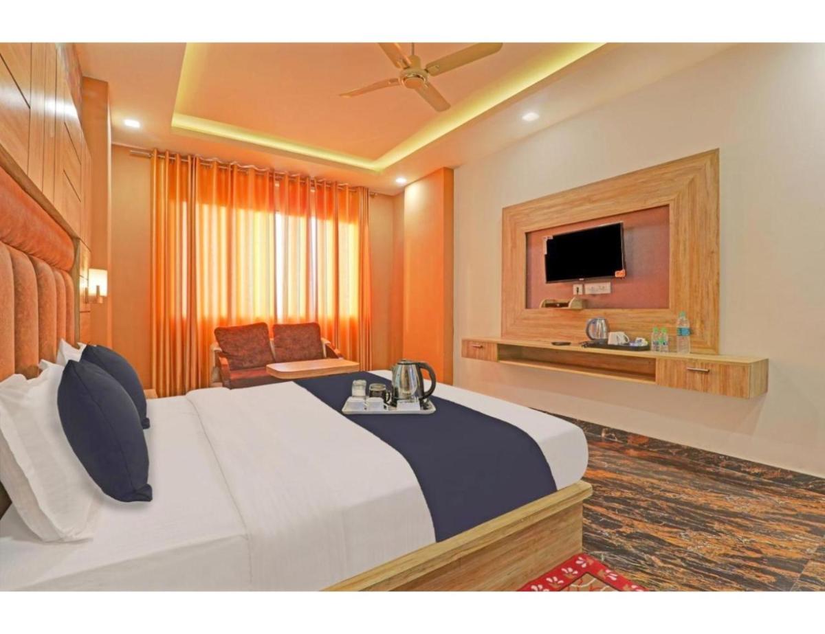 Hotel Paras Inn, Lucknow - Housity
