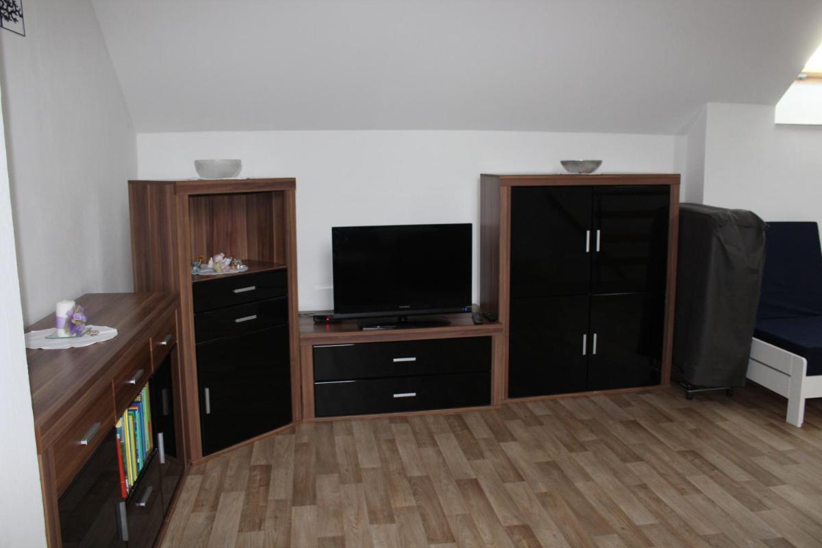 Apartmán Rapotín, Jesenická 296 - Housity