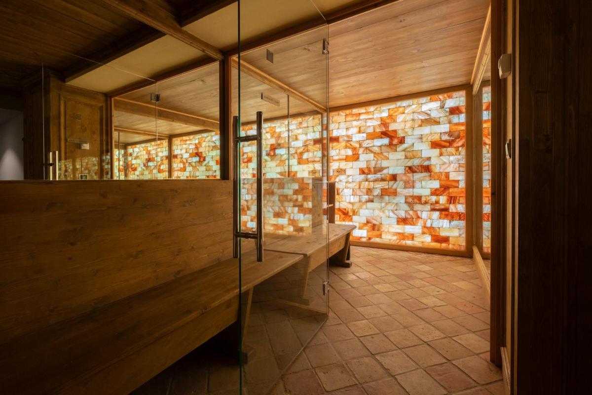 Salle de bains dans l'établissement Magic Megève Bois