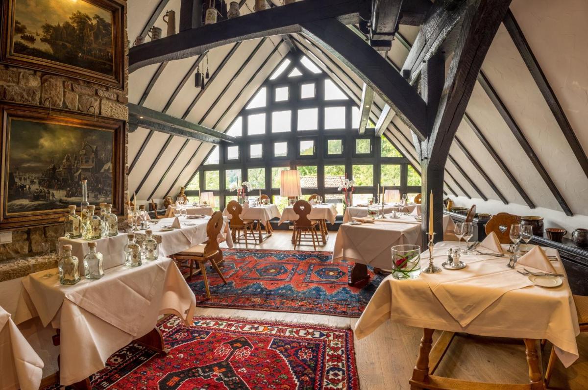Ein Sitzbereich in der Unterkunft Neumühle Resort & Spa