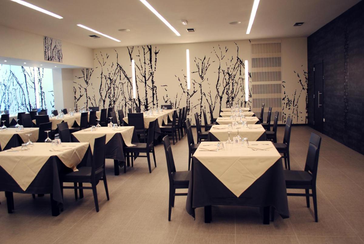 Hotel La Tavernetta - Housity