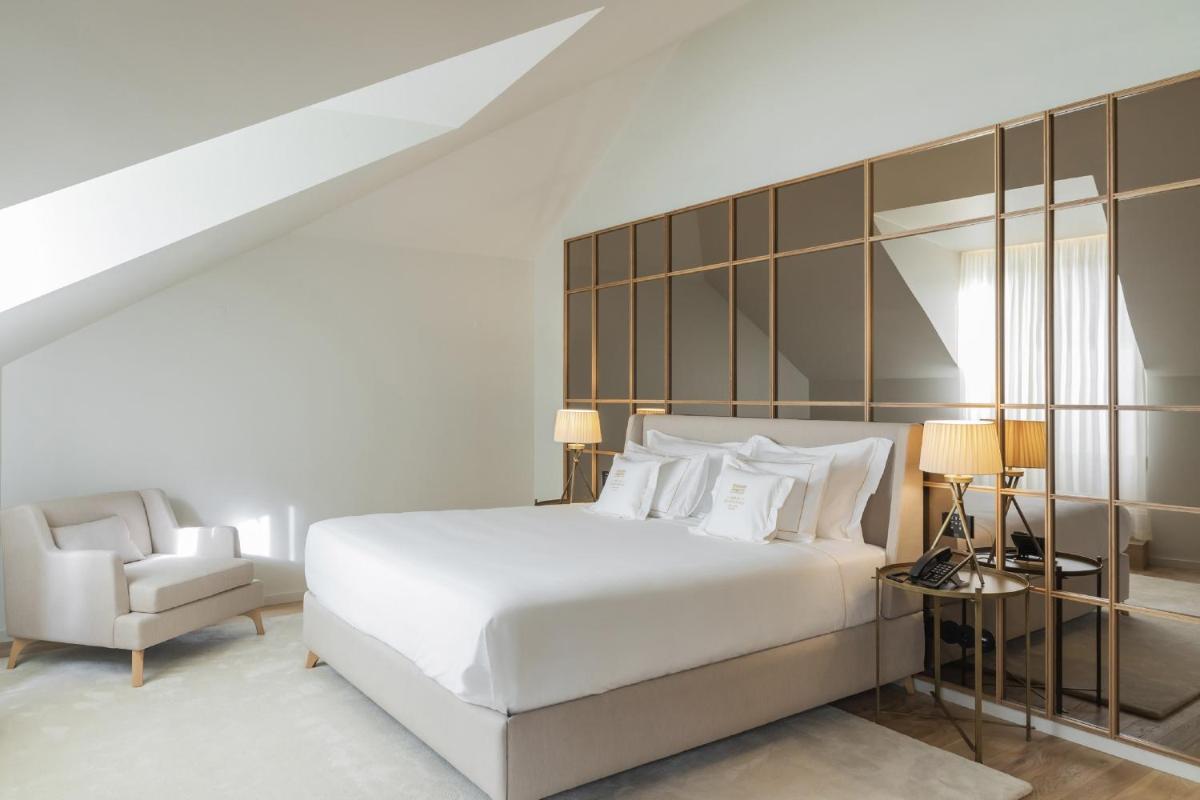 Uma cama ou camas num quarto em Casa da Companhia Hotel & Spa, Vignette Collection by IHG