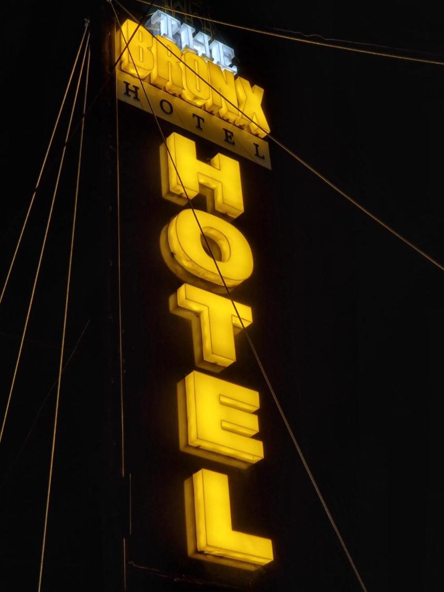 The BRONX HOTEL - Housity