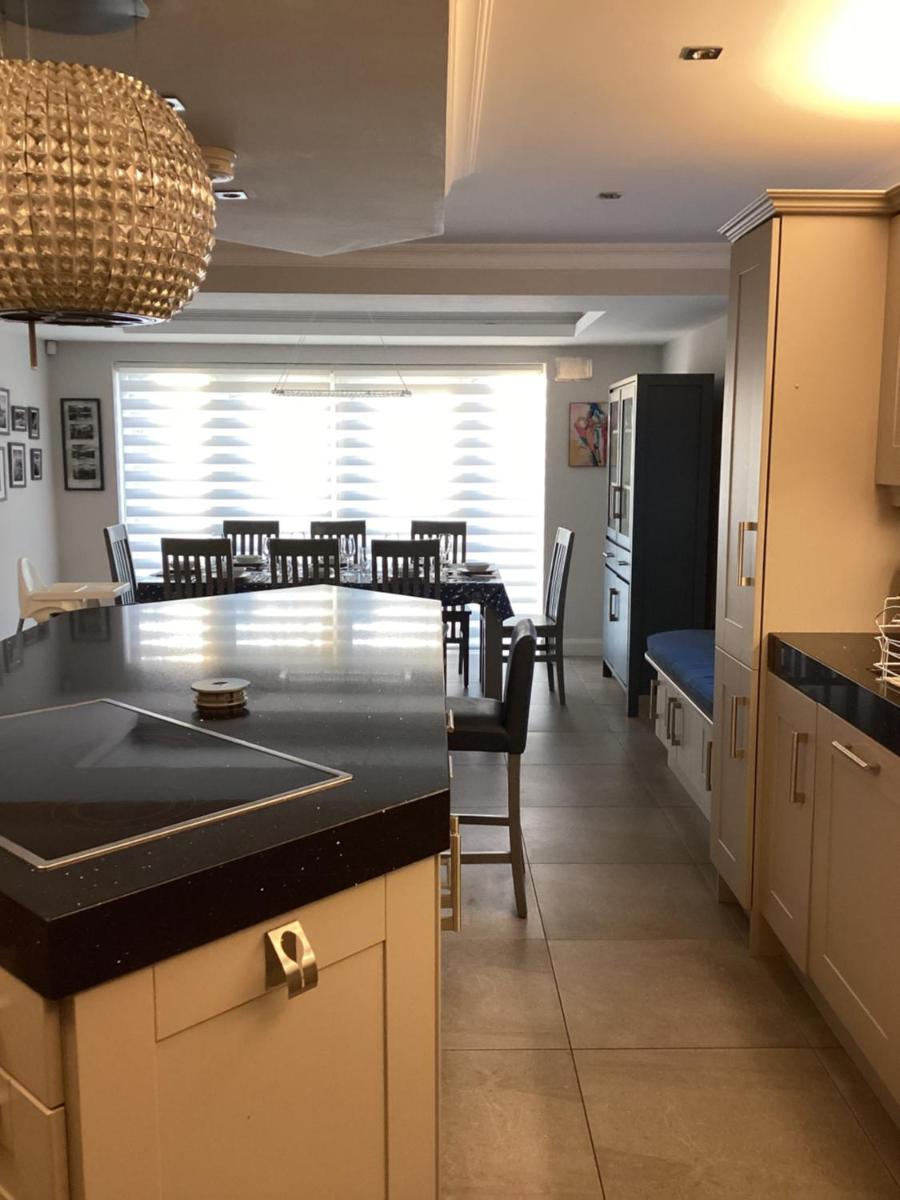 Luxury 7 bedroom family home outside Newry - Housity
