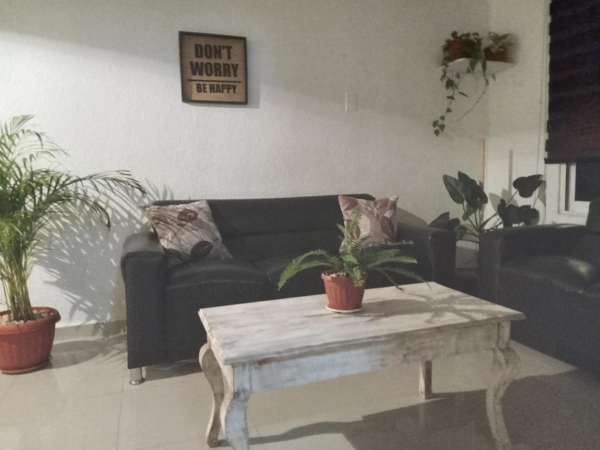 Cozy townhouse in great location - Housity