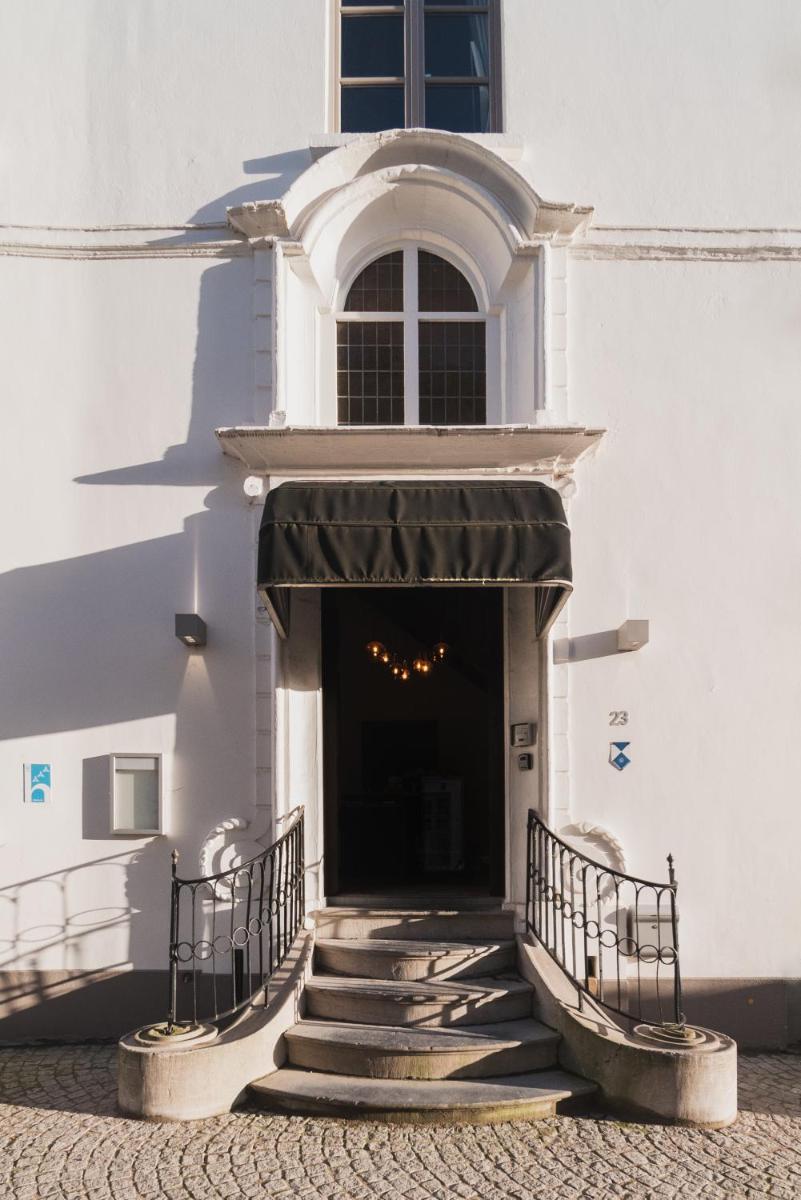 Hotel karel de stoute - Housity