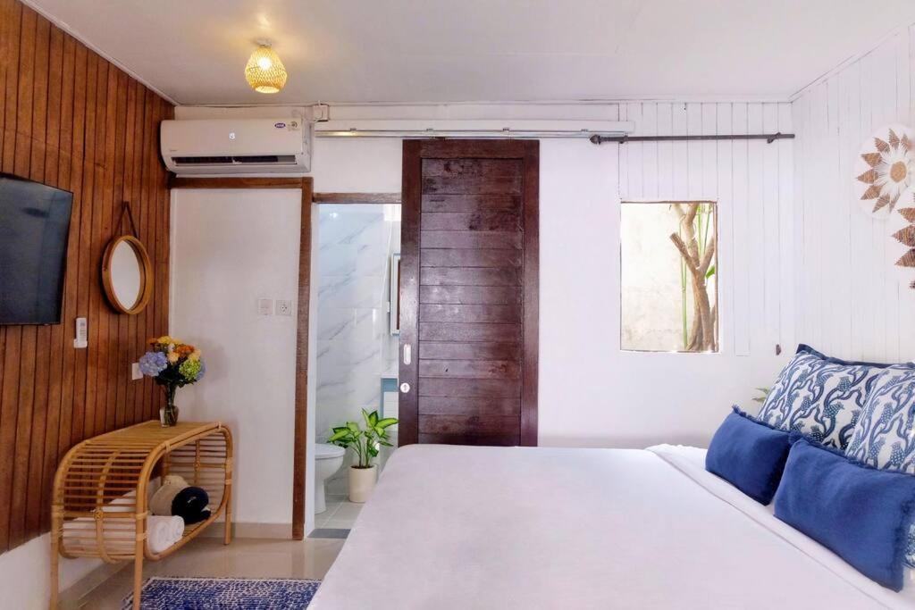 Villa Avocado - Central Canggu - Housity