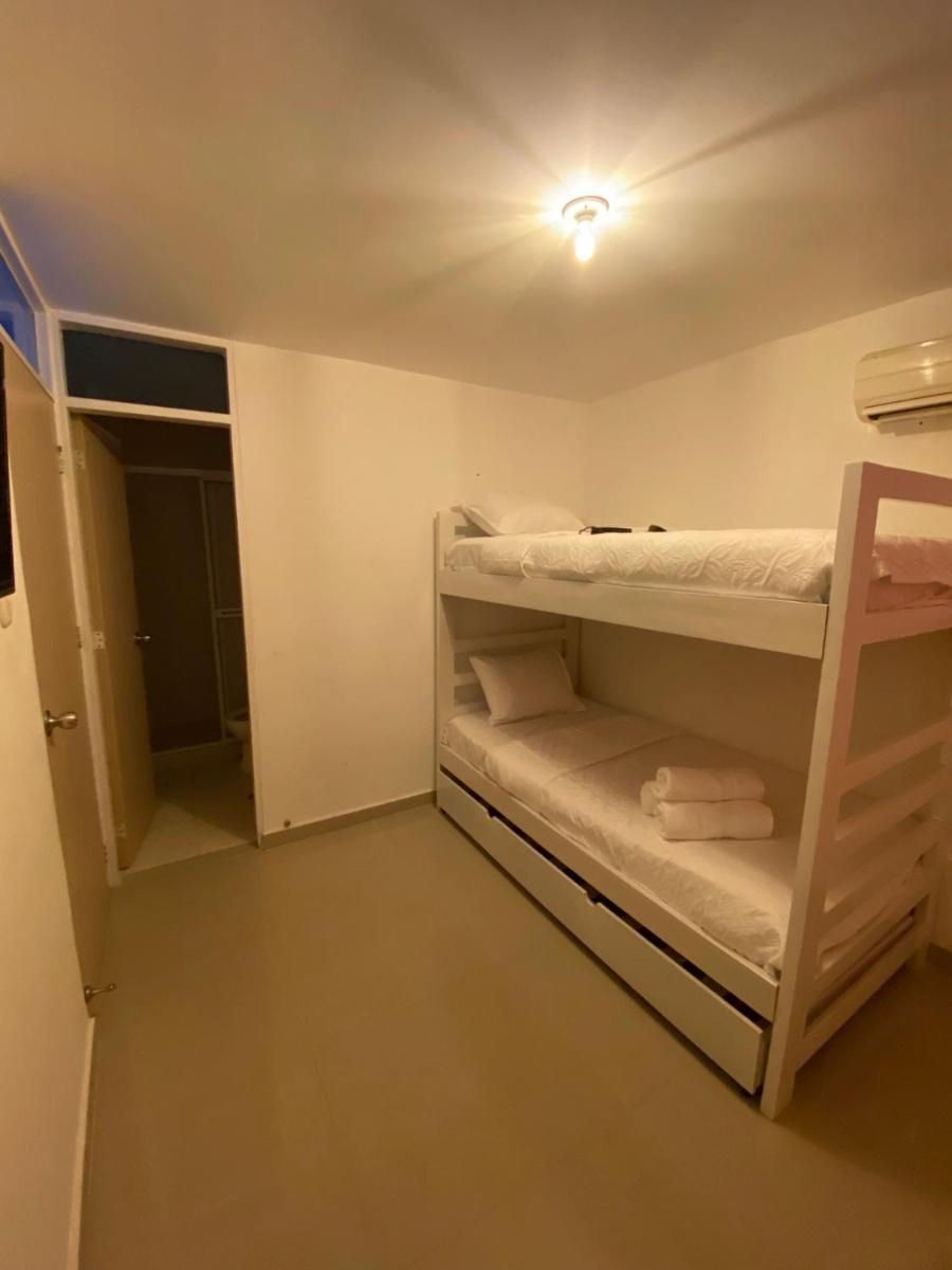 HABITACION PARA 3 PERSONAS BAÑO PRIVADO - Housity