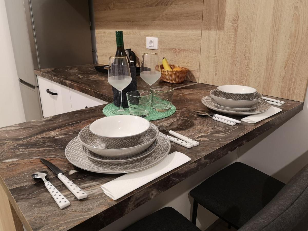 Ared-Atrium Mall ChrysFlatty 3 Premium apartment 60mp - Housity