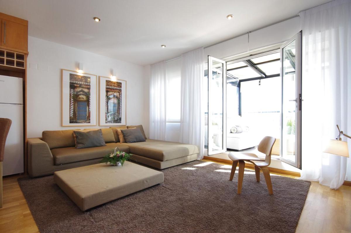 Vivaldi Penthouse Ayuntamiento - Housity