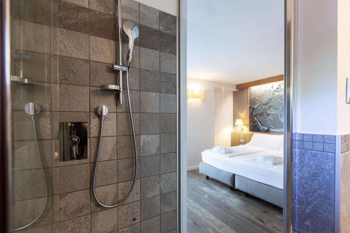 Wine Hotel Retici Balzi - Housity