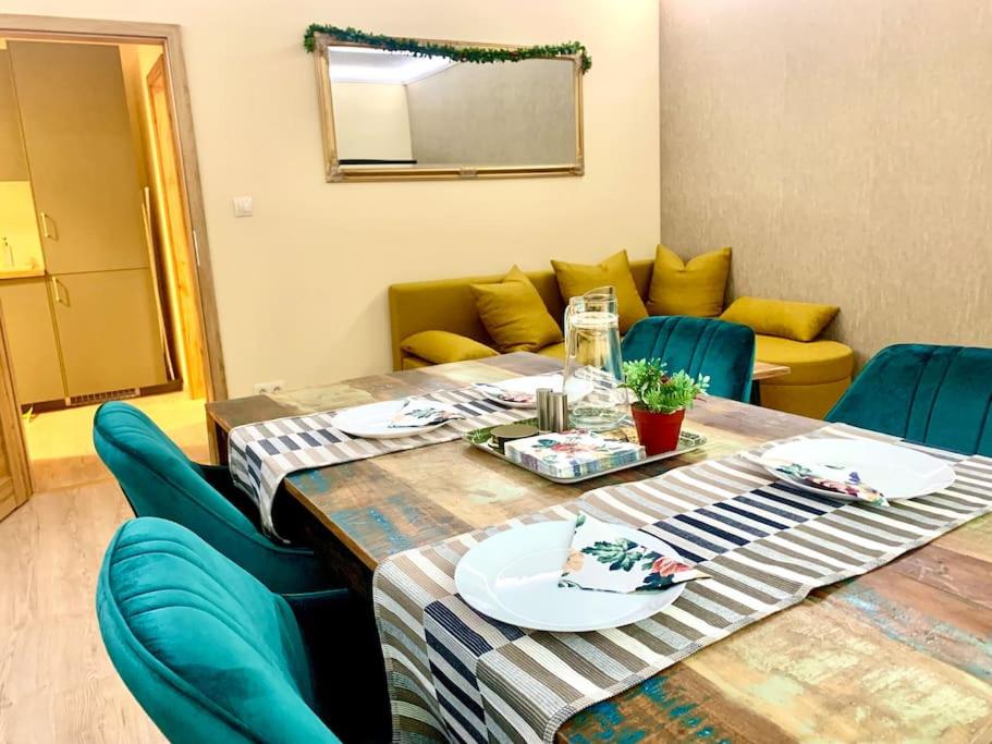 Brand New, Design Apartment JoJo, OldTown, Balcony - Housity