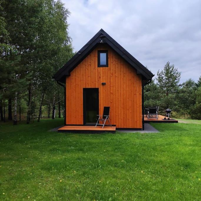Ślusarnia-domek z sauną nad jeziorem, Kaszuby - Housity
