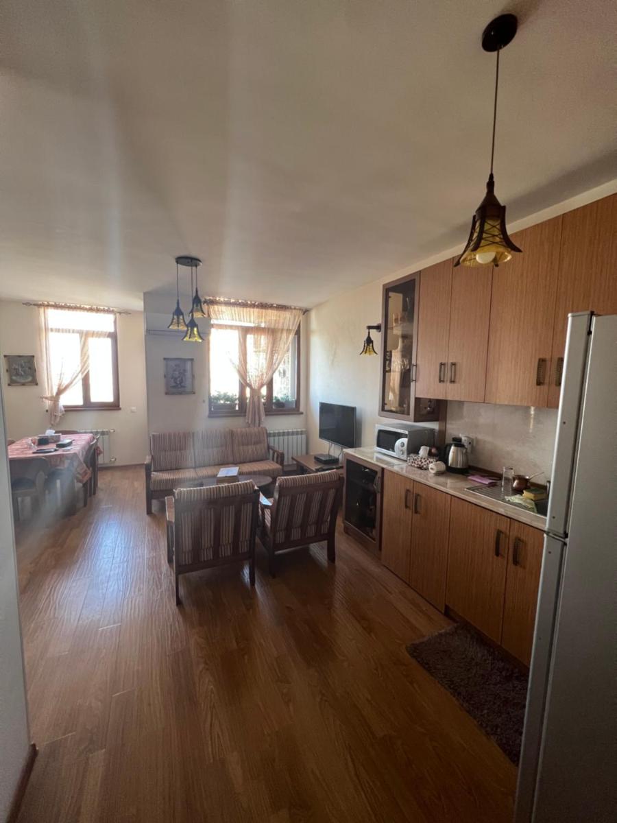 Two bedroom comfortable daily rental apartment - Hizvo