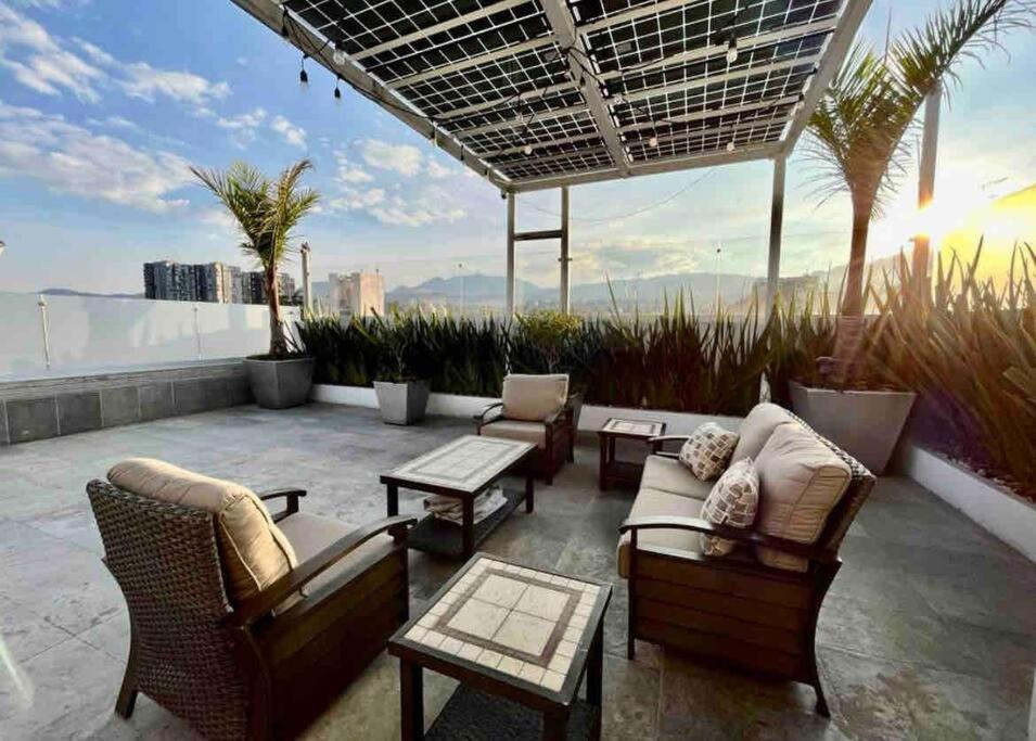 Suitetrails - Casa Sola en privada al Sur de CdMx por Plaza Artz