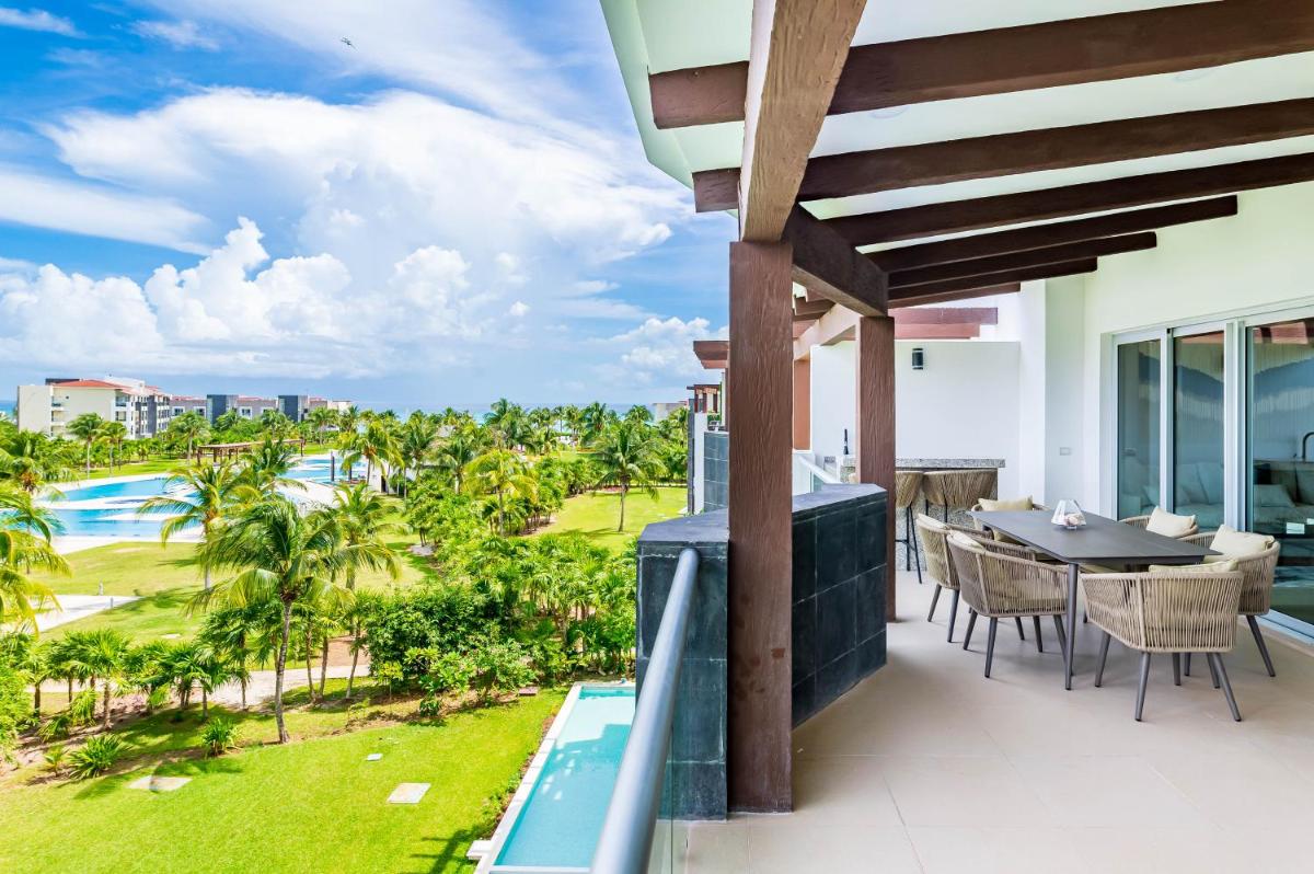Mareazul Beach Front Condos At playa del Carmen - Hizvo