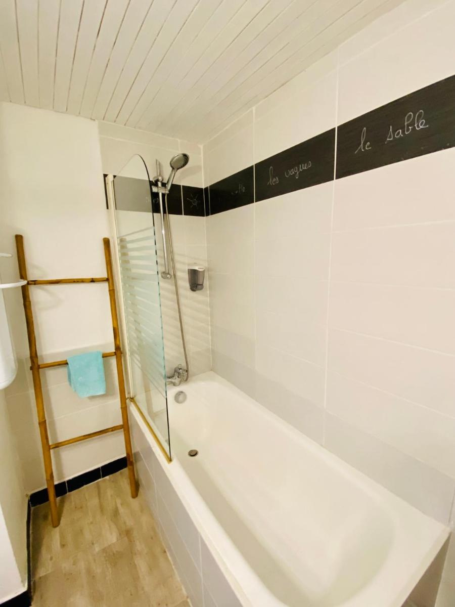 Appartement N°8 Vue Mer, Perros Guirec - Housity