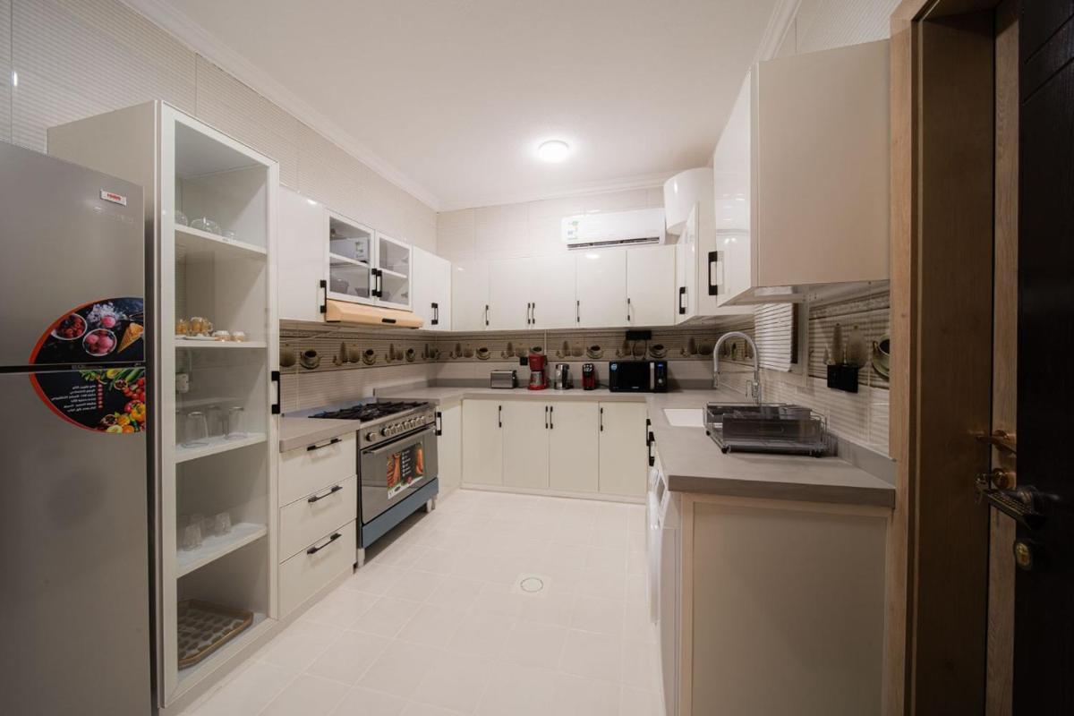 The Artisan Residence - Housity