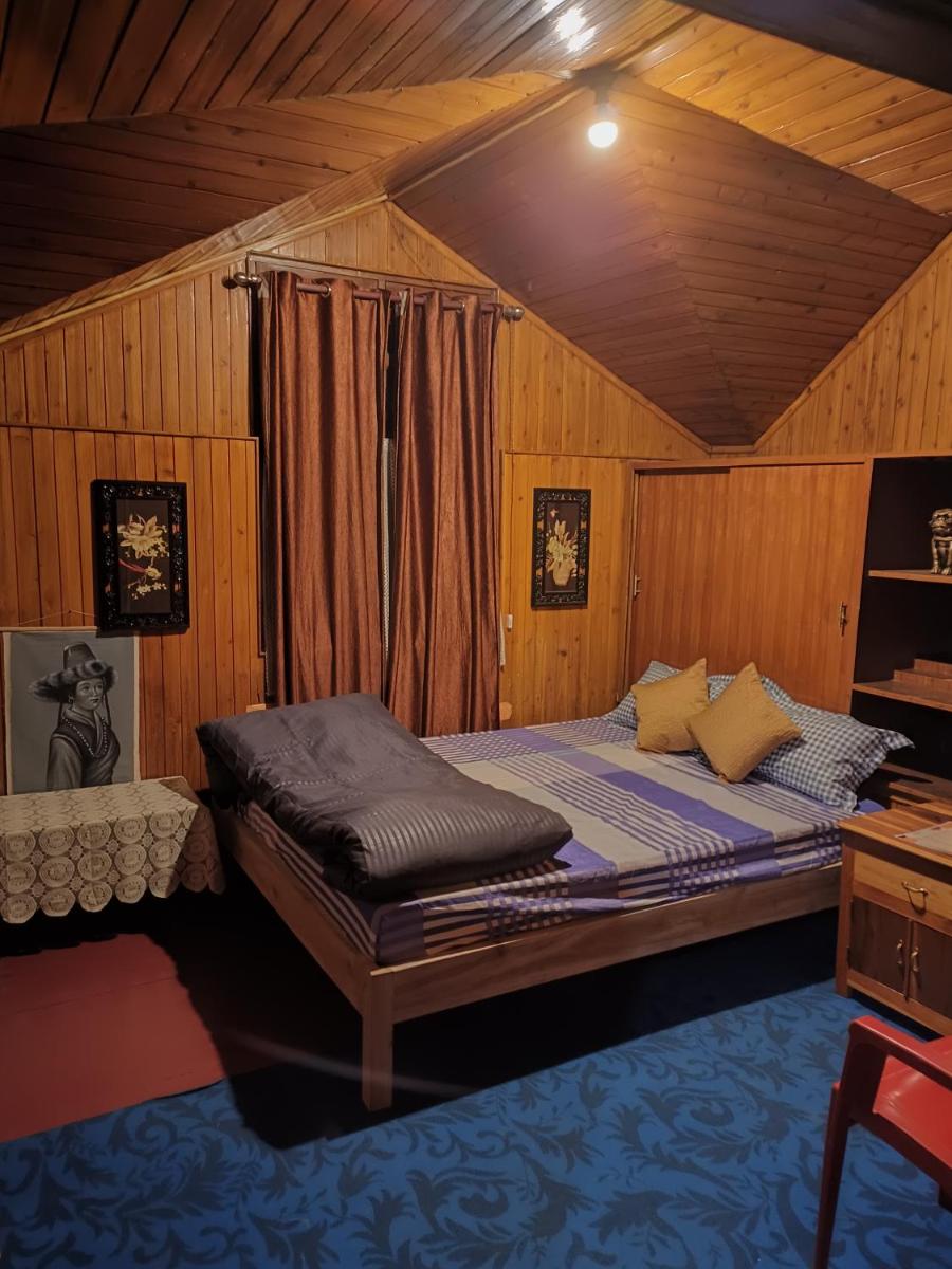 The Guiding Monk Home Stays - Housity