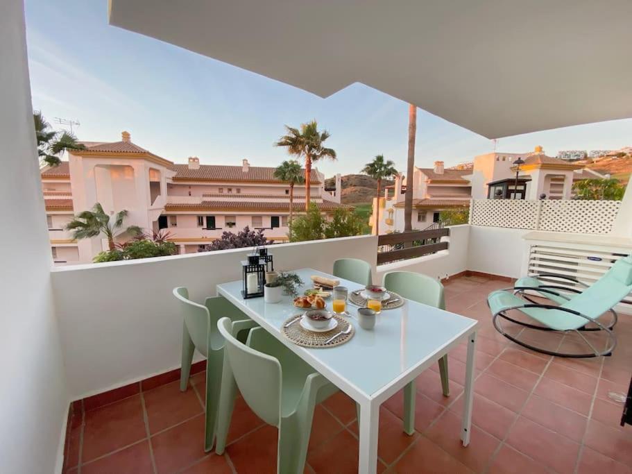 Wonderful appartement on golf site near Marbella - Housity