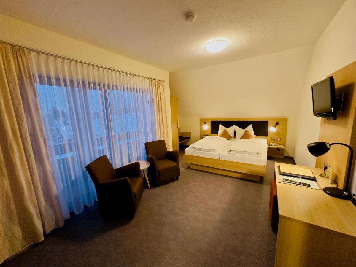 Hotel Zur Linde - Housity