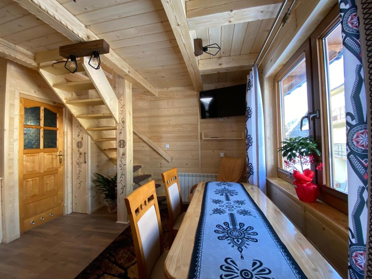 Chatka pod Lubaniem - Housity