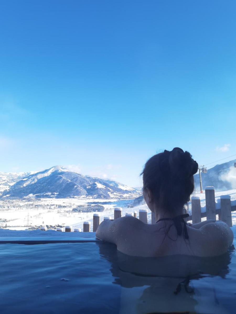 Chalet Village Zaglgut - Wellness - Panoramic View, Ski-in Ski-out to Kitzsteinhorn - Housity