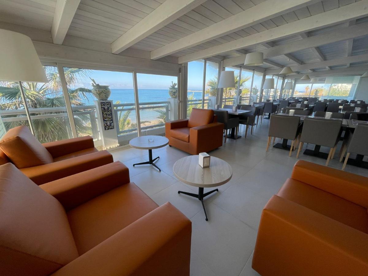 Hotel Sul Mare Al Gabbiano - Housity
