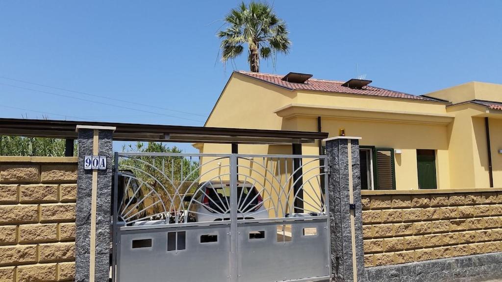 Detached house with garden - Housity