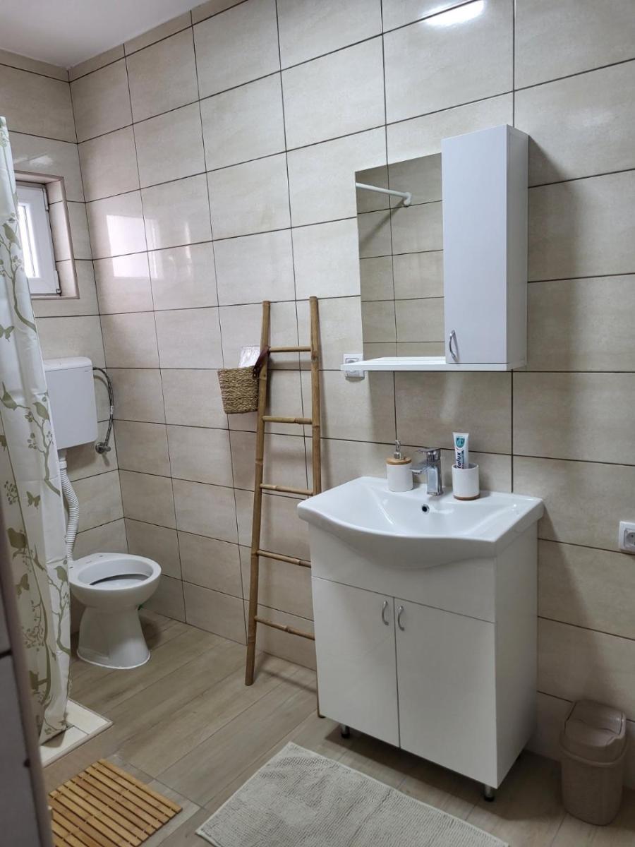 Irinin Vidikovac - Housity