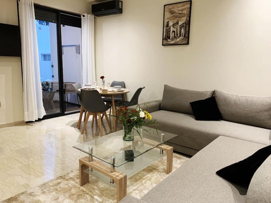 Gorgeous flat with rooftop pool - Housity