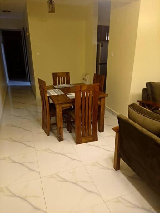 Suitetrails - 2 bedroom furnished apartment