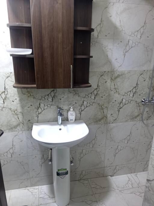 Suitetrails - 2 bedroom furnished apartment