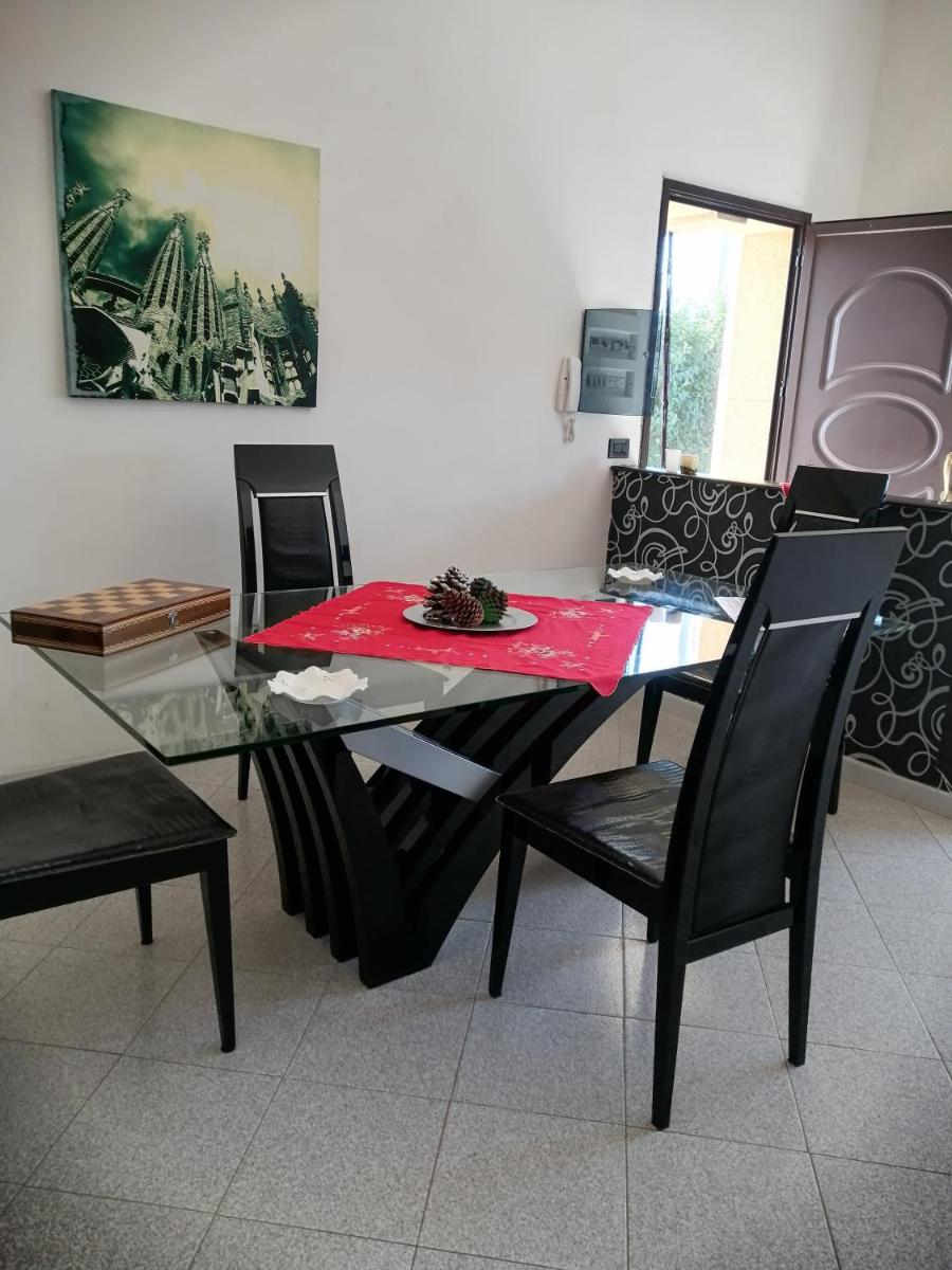 Villetta immersa nel verde - Housity