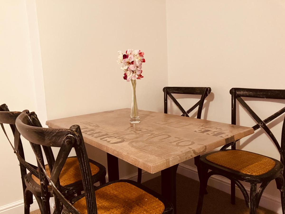 Cosy home near hospital - Housity